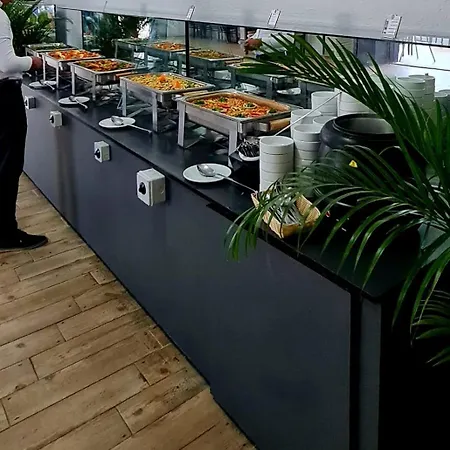 Hotel Club Tropical