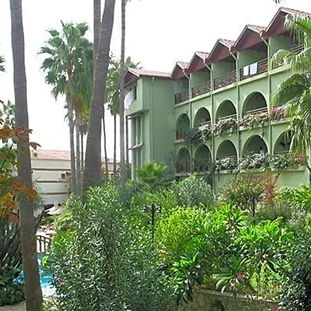 Club Tropical فندق أنطاليا