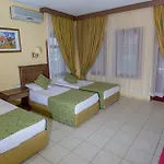 فندق Club Tropical