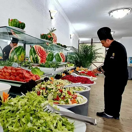 Ξενοδοχείο Club Tropical 4*